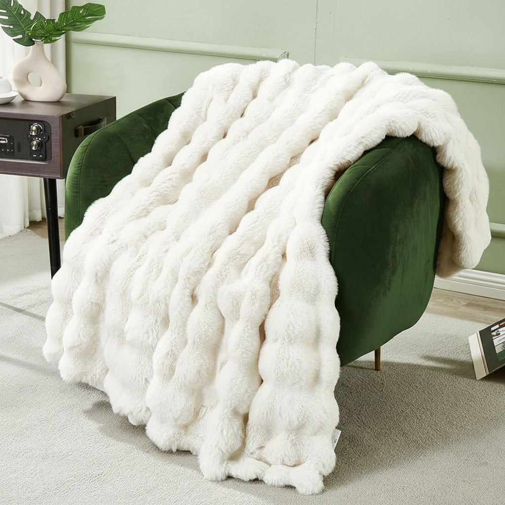 ELORA Luxury Blanket